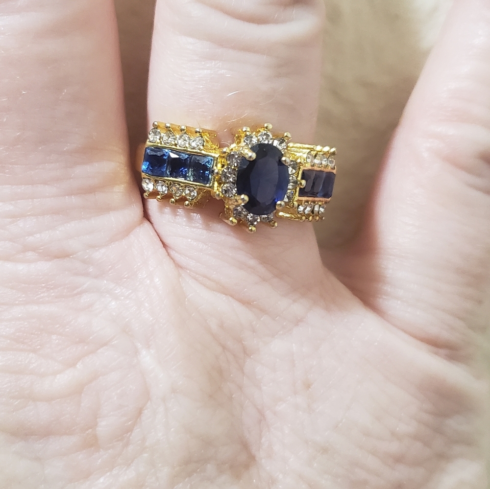 Ring - Picture 6 of 6